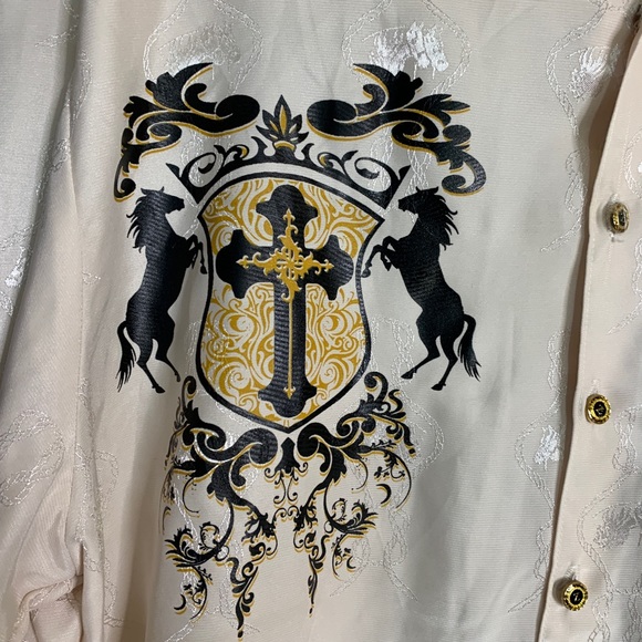 Zava- Beige Button Down with Horse Graphic Large - Picture 2 of 11